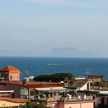 Hotel Santa Marta Pozzuoli Buitenkant foto