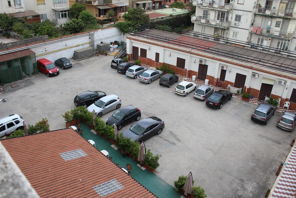 Hotel Santa Marta Pozzuoli Buitenkant foto