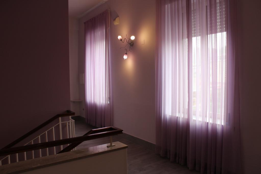 Hotel Santa Marta Pozzuoli Buitenkant foto