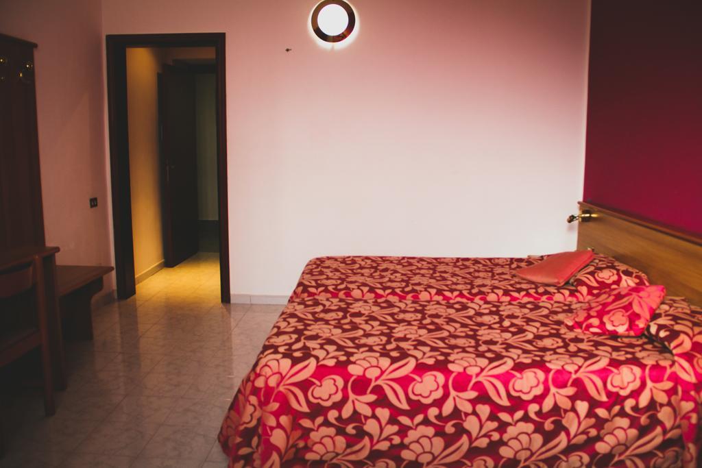 Hotel Santa Marta Pozzuoli Buitenkant foto