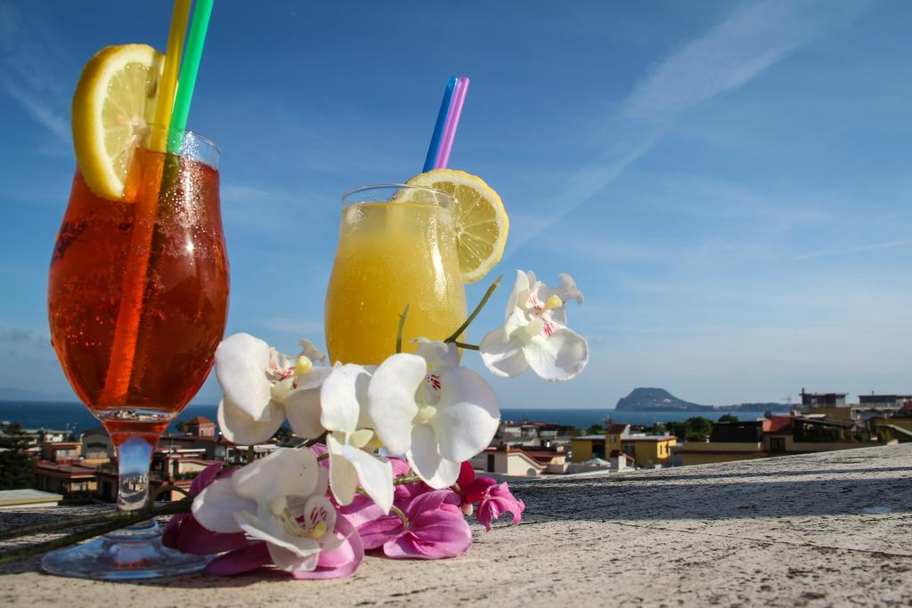 Hotel Santa Marta Pozzuoli Buitenkant foto