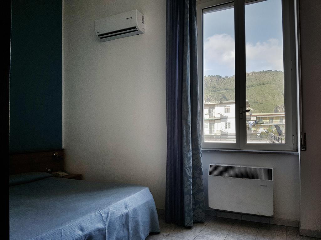 Hotel Santa Marta Pozzuoli Buitenkant foto