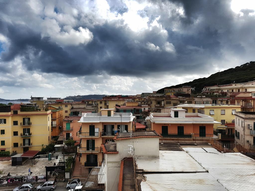 Hotel Santa Marta Pozzuoli Buitenkant foto